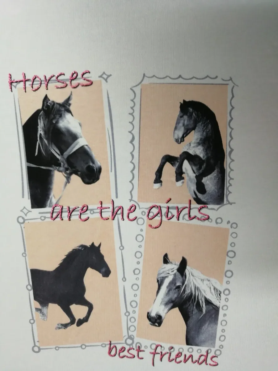 Horse fabric design combining digital detail and glitter at Macrofast