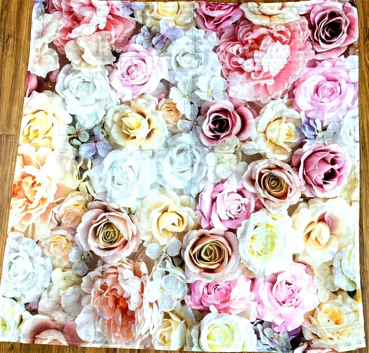 Organic cotton muslin swaddle with GOTS approved digital printing